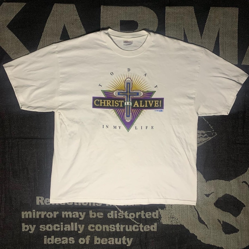 1998 Vintage Hanes Christ Is Alive! Tee